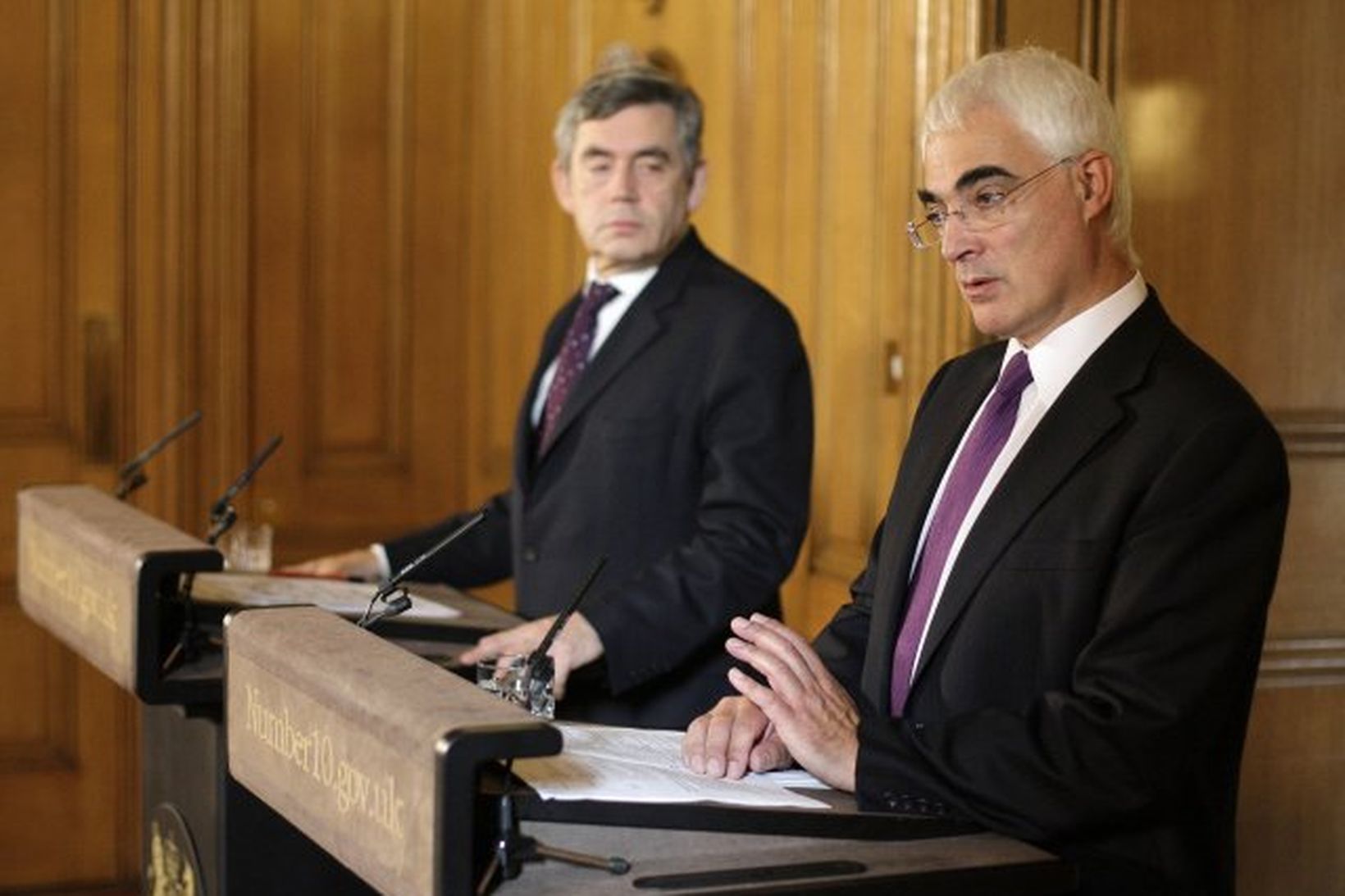 Gordon Brown og Alistair Darling, hafa staðið í ströngu.