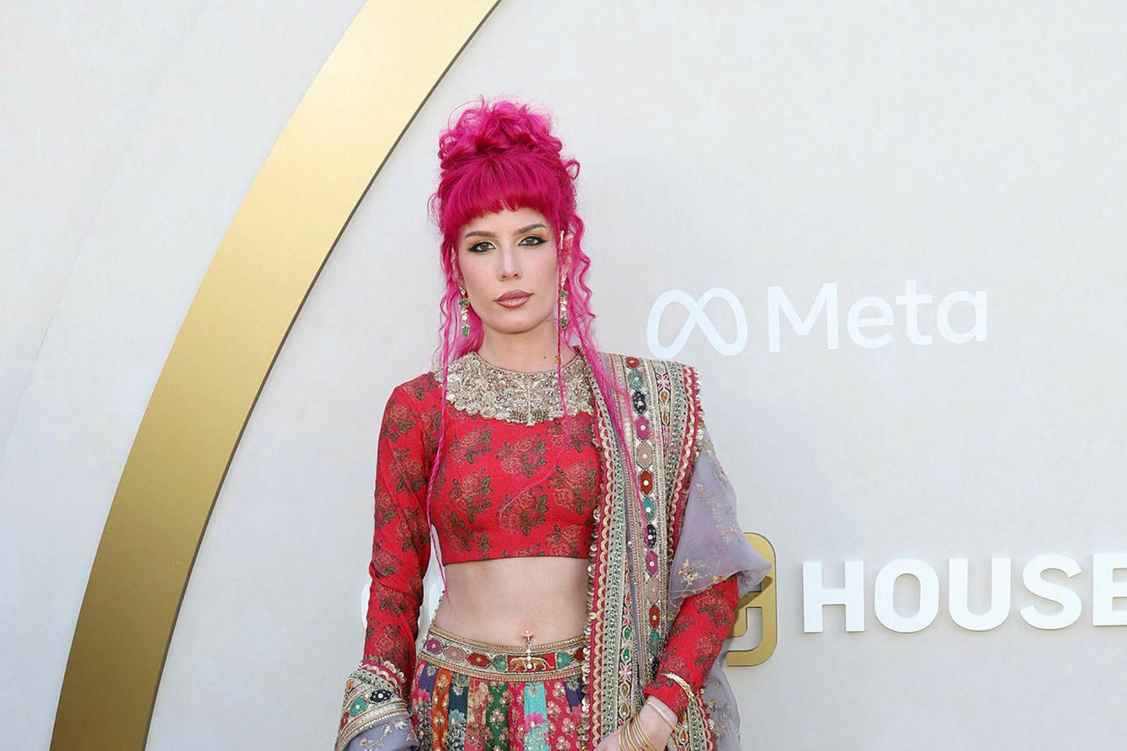 Halsey á rauða dreglinum í Los Angeles í síðasta mánuði. …