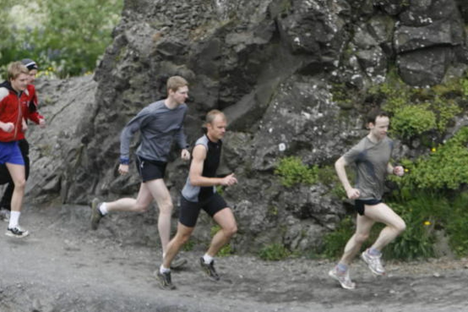 Einnig er hlaupið svonefnt Esjuhlaup í dag. Sex manns tóku …