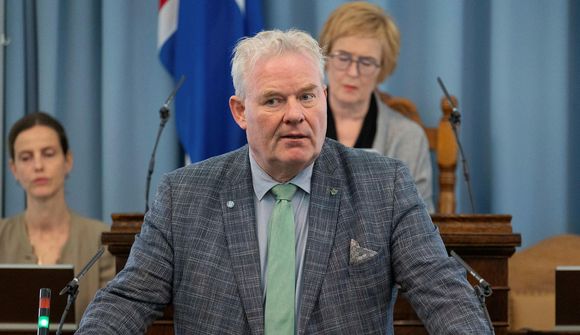 Hin full­komna lausn að all­ir séu jafn ósátt­ir

