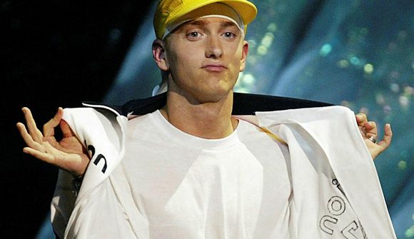 Fengu matarpakka frá Eminem á spítalann