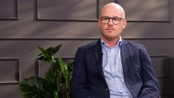 Vaxtahækkun jafnlíkleg og vaxtalækkun?