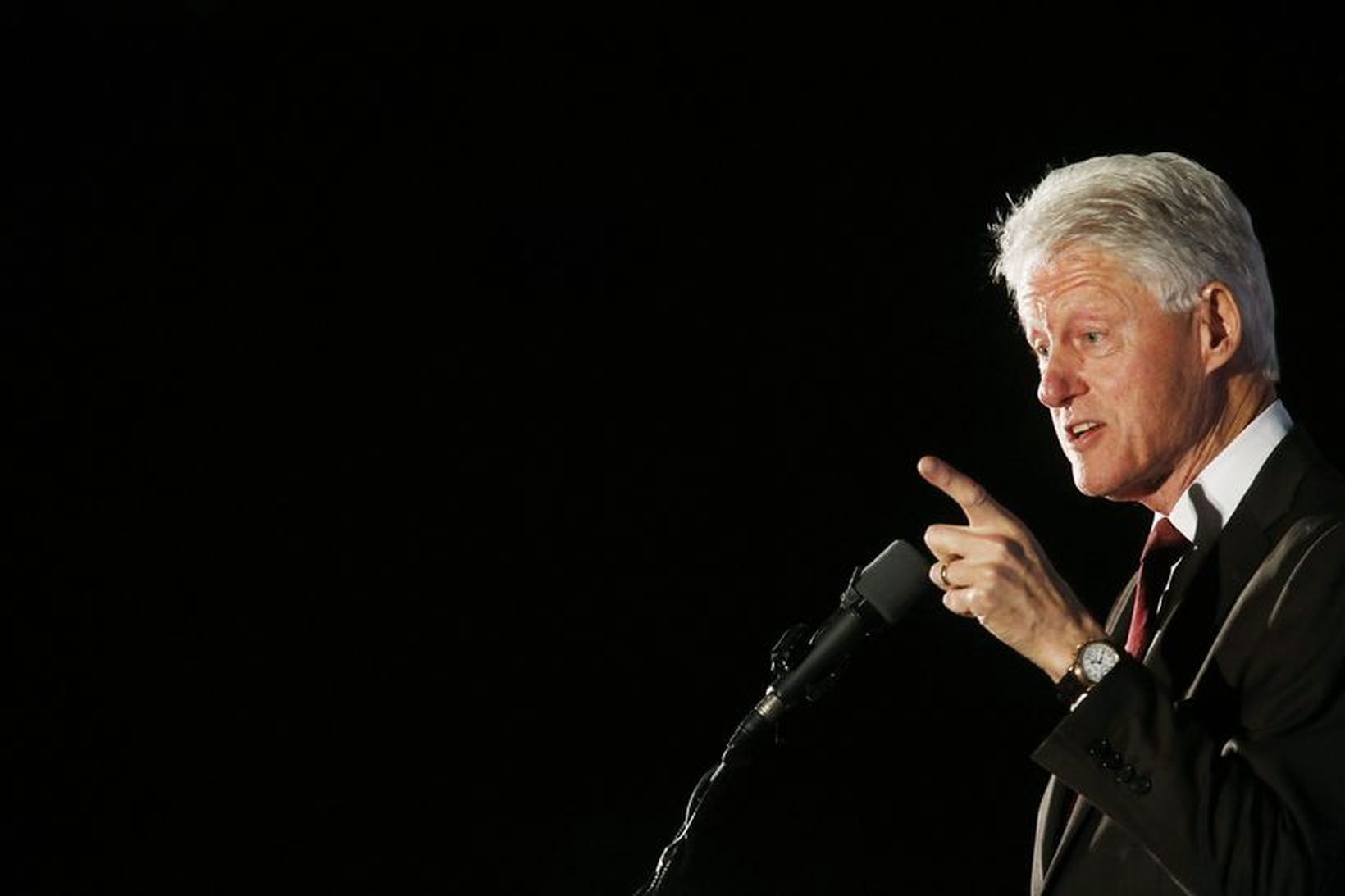 Bill Clinton ruglaðist á öllum nöfnunum í Njálu.