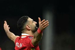 Mohamed Salah verður hjá Liverpool næstu tvö árin.