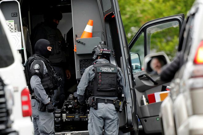 The Special Forces participated in the police operation at Austurvöllur. Photo from mbl.is's Photo Archive.