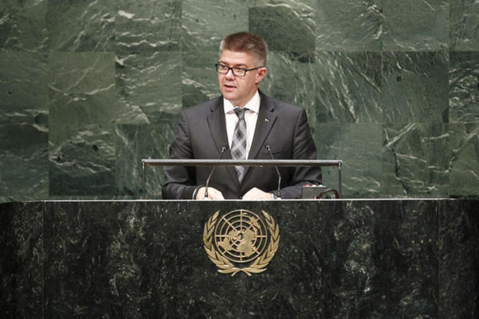 Foreign Minister Gunnar Bragi Sveinsson.