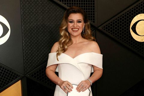Kelly Clarkson.
