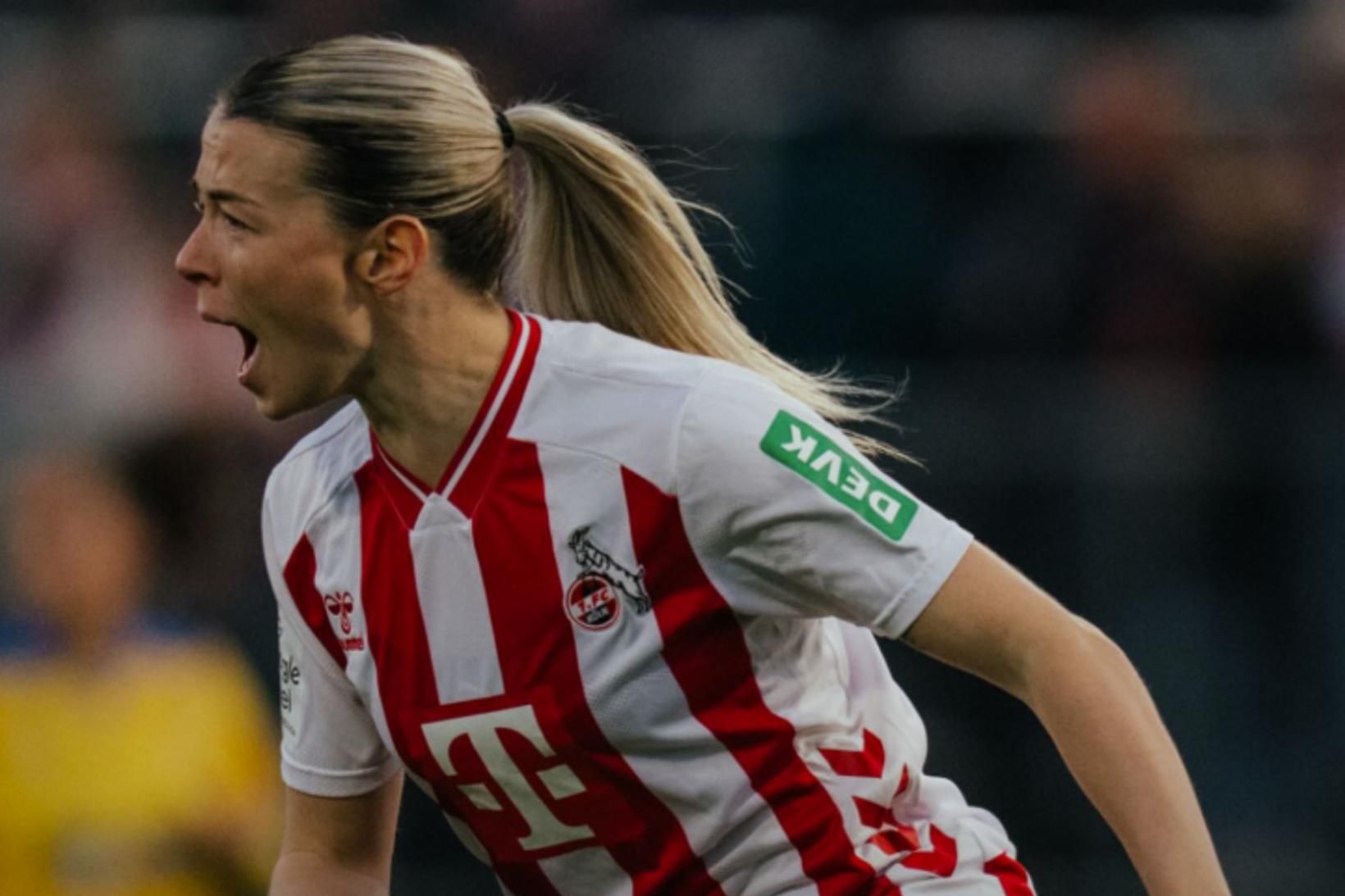 Sandra hætti við flug til London og samdi aftur