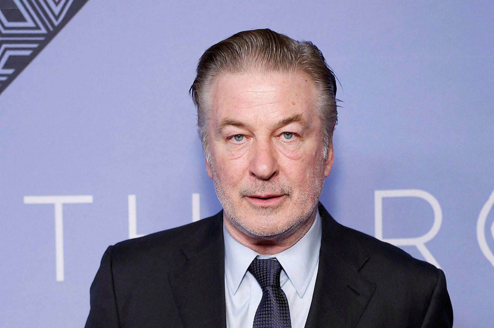 Stígur til hliðar í máli Alec Baldwin