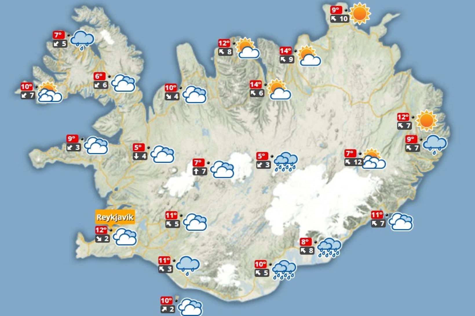 Bjartviðri norðaustanlands í dag