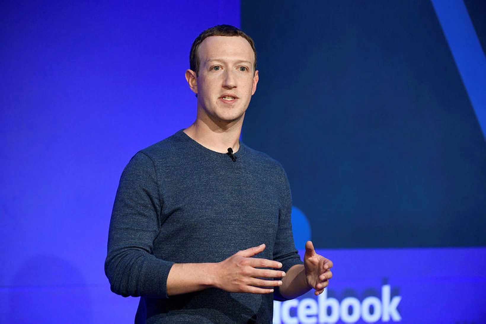 Mark Zuckerberg stofnandi Fecebook, er sagður vera hér á landi.