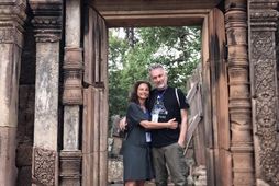 Viktor Sveinsson, sérfræðingur hjá Úrval Útsýn, ásamt Katrínu Ösp Bjarnadóttur í Banteay Srei-hofinu sem er …