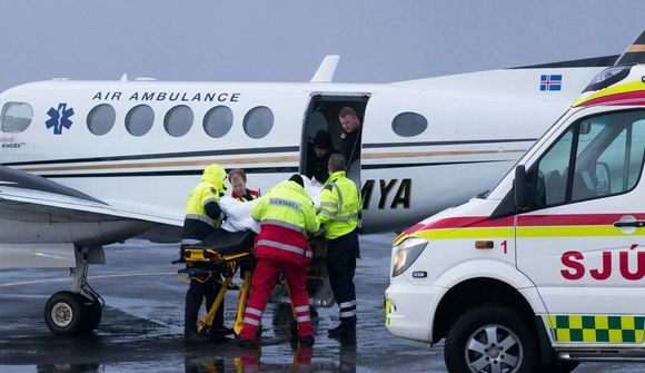 „Við verðum að fá sjúkrabíl strax“