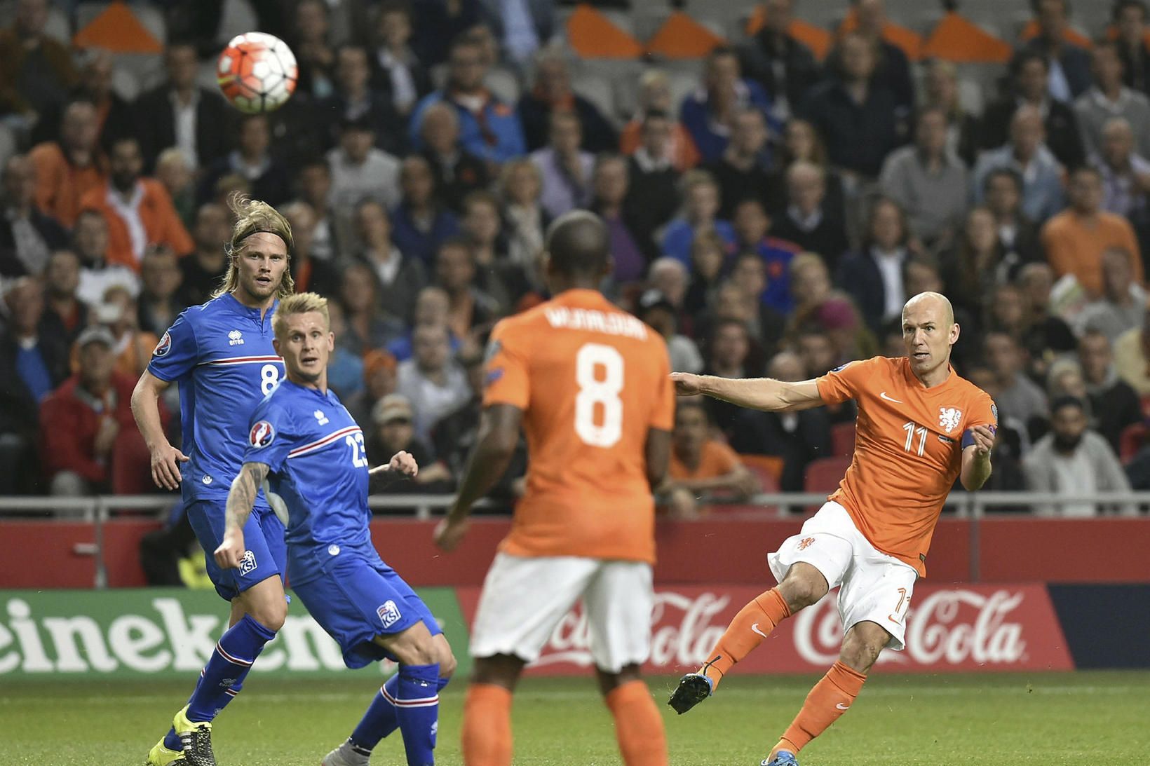 Arjen Robben í landsleik gegn Íslandi í Amsterdam árið 2015. …