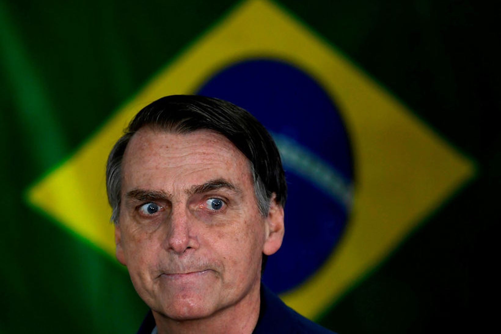 Jair Bolsonaro forseti Brasilíu hafði heitið því að framselja Battisti.