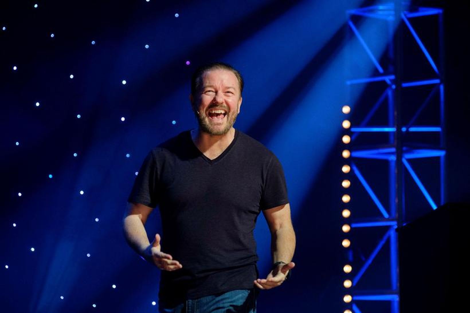 Ricky Gervais í Eldborg í Hörpu.