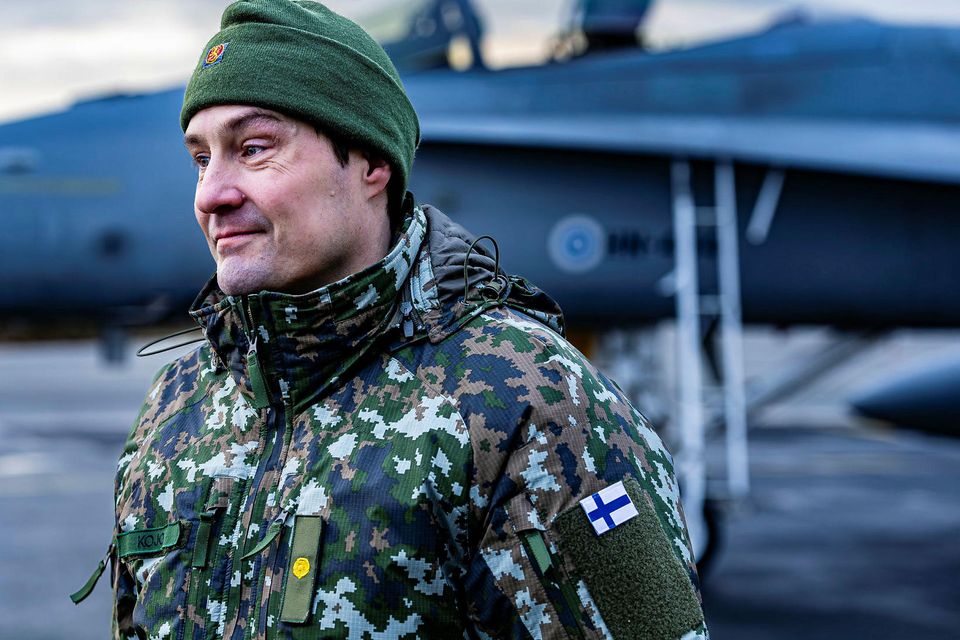 Sampo Kojo fer fyrir finnsku sveitinni hér á landi.