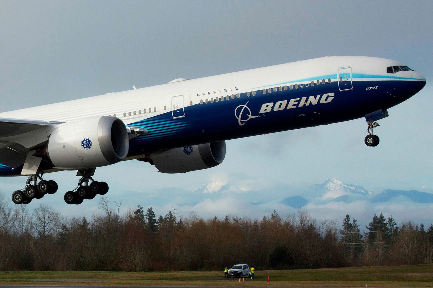 Boeing hefur óskað eftir aðstoð.