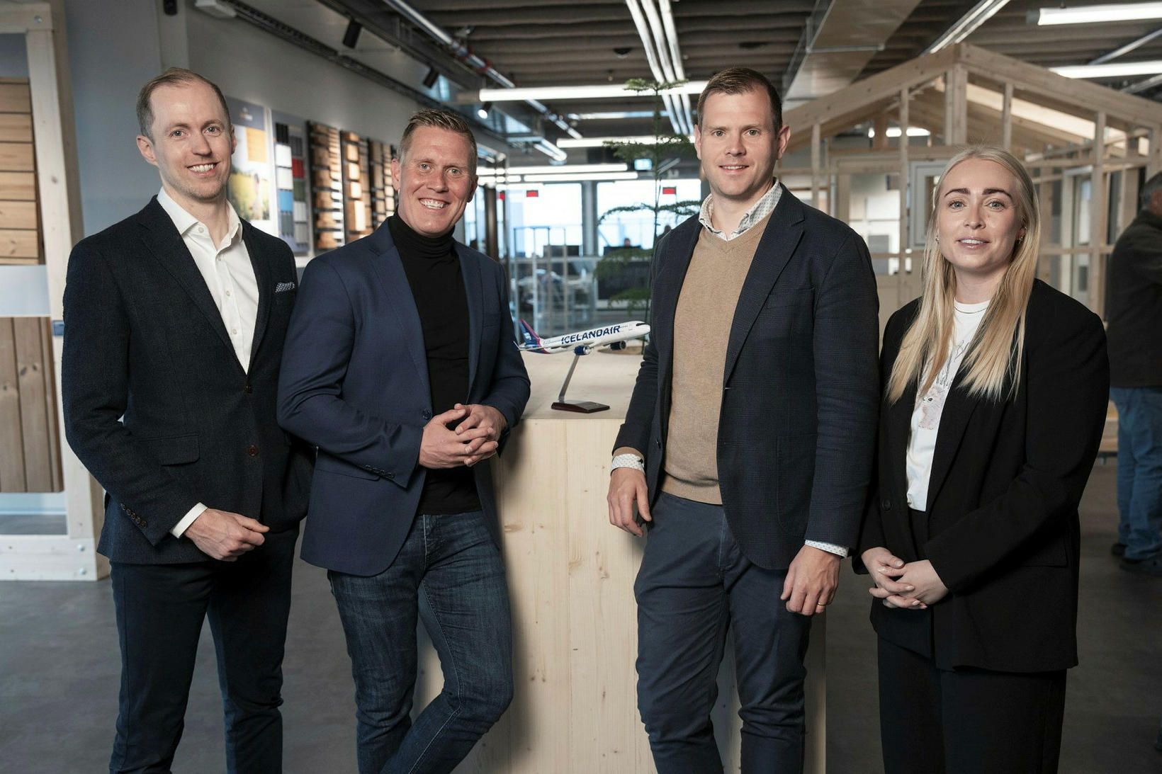 Magnús Þorlákur Lúðvíksson, forstöðumaður Icelandair Saga Club, Tómas Ingason, framkvæmdastjóri …