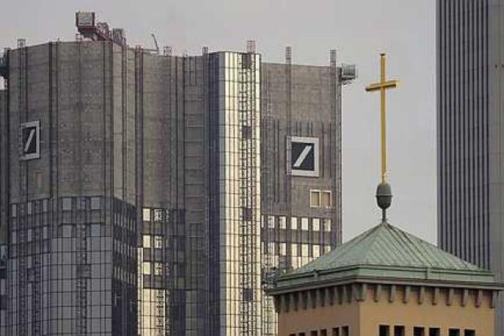 Höfuðstöðvar Deutsche Bank í Frankfurt