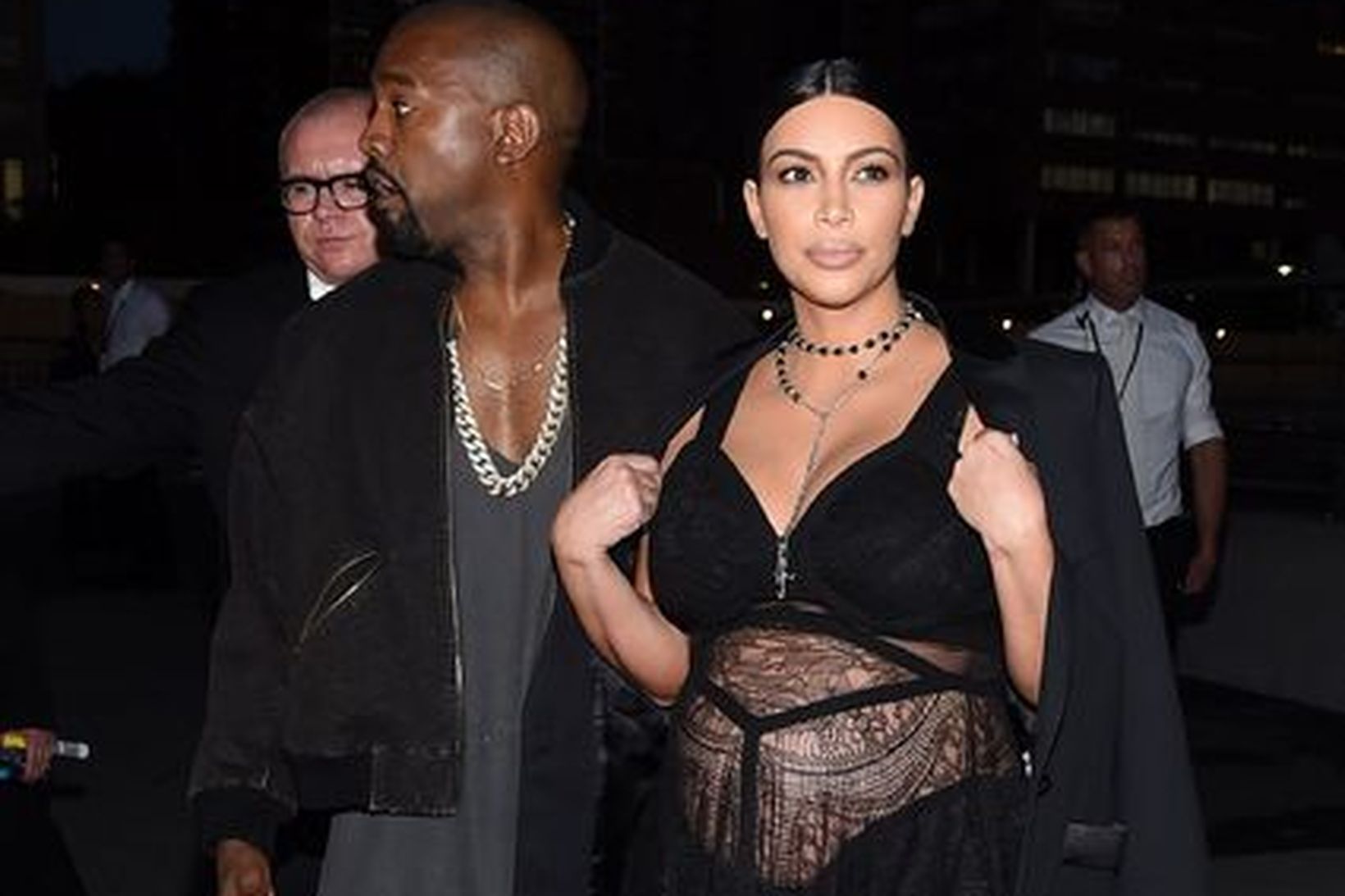 Kanye West og Kim Kardashian eiga von á sínu þriðja …