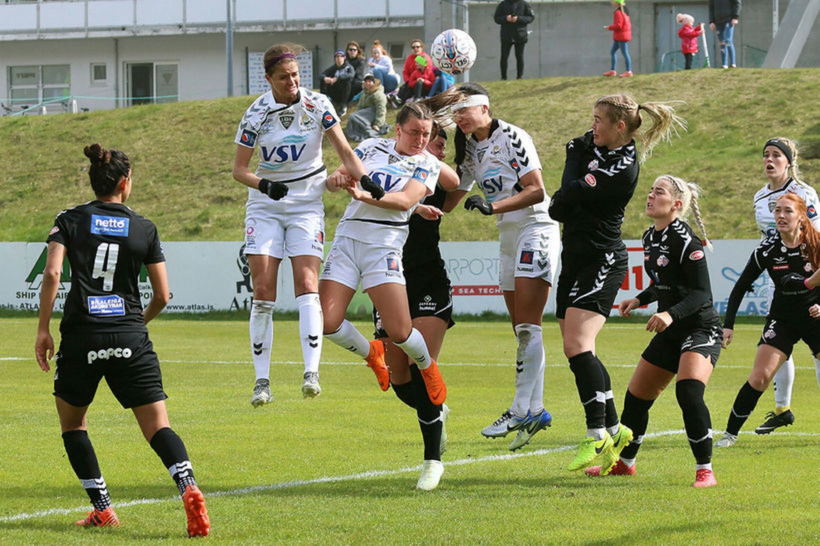 Þór/KA vann 2:1-sigur gegn ÍBV á Hásteinsvelli í fyrri leiknum.