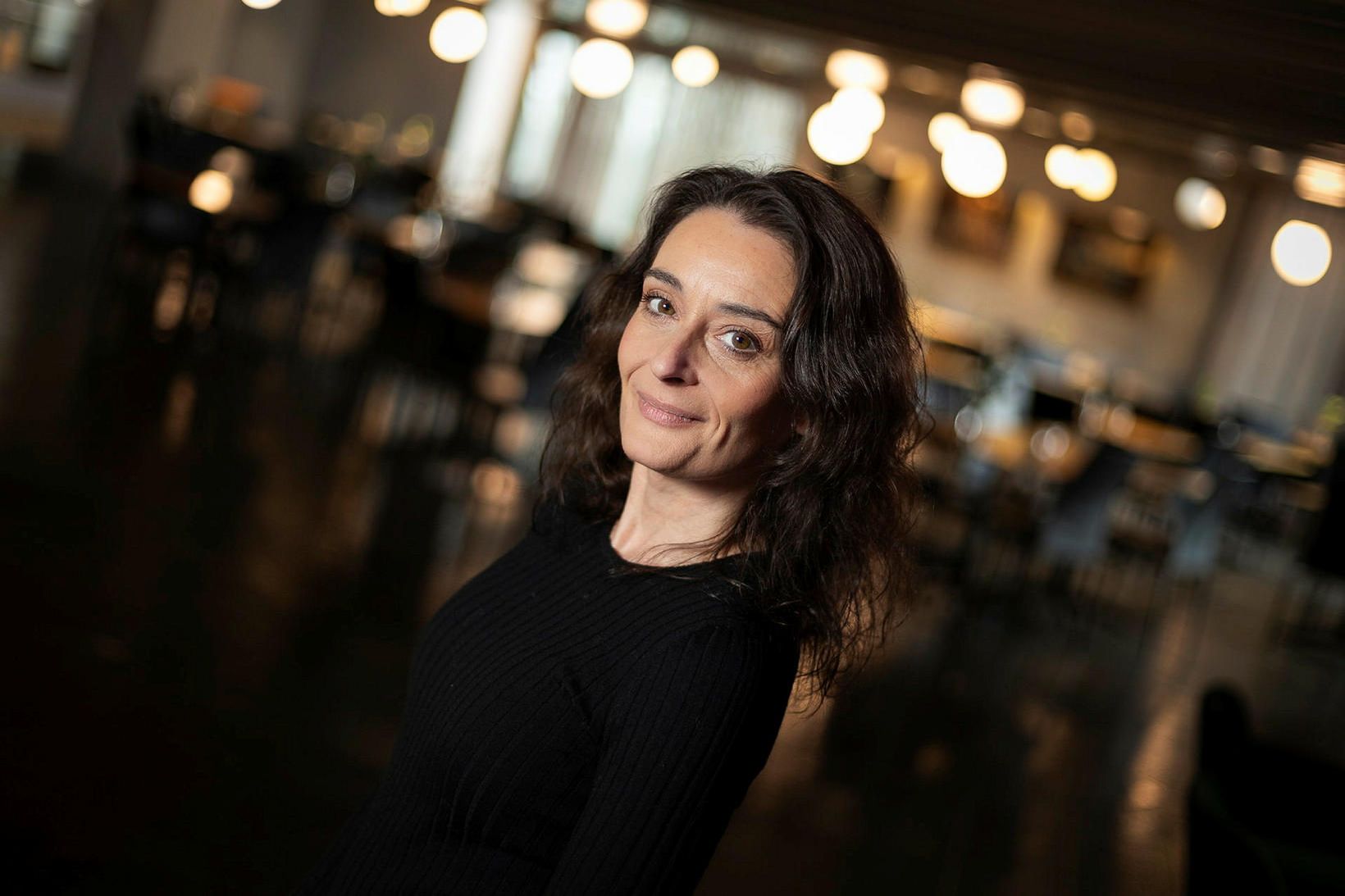 Brynhildur Guðjónsdóttir er leikari og leikstjóri söngleiksins Moulin Rouge! og …