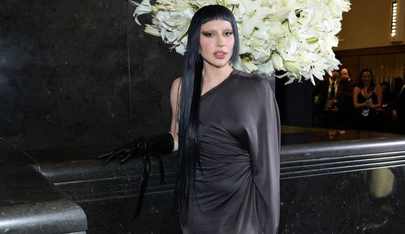 Lady Gaga í íslenskri hönnun