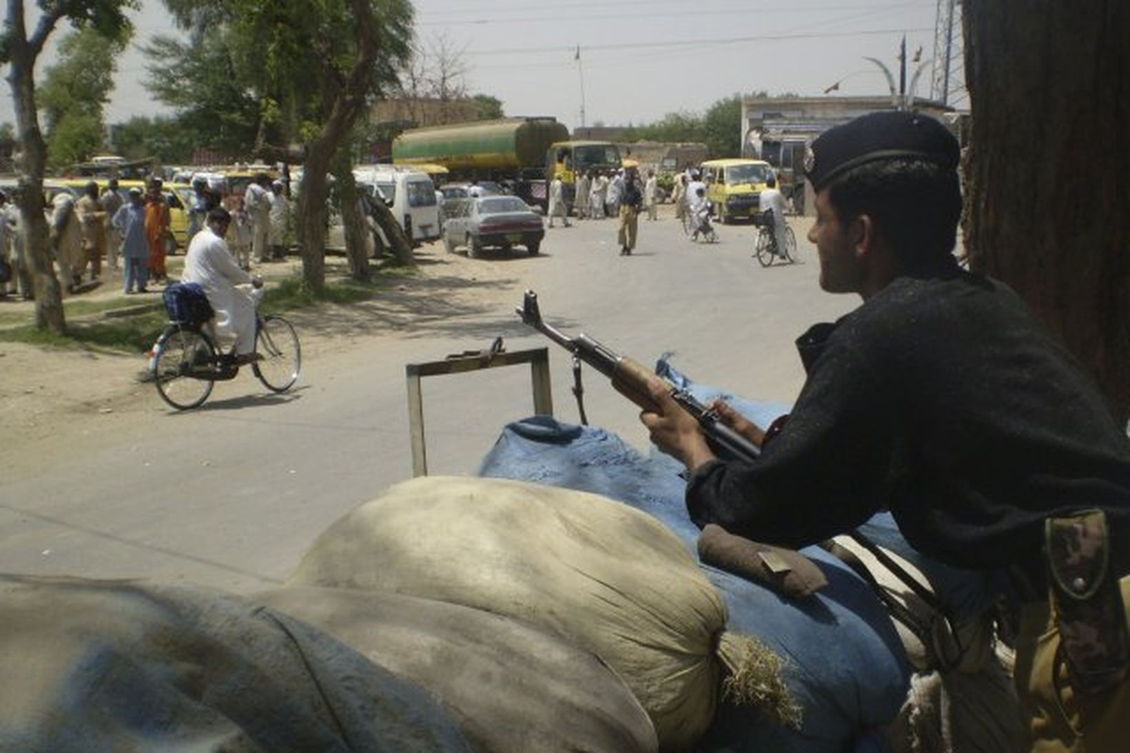 Frá Pakistan.