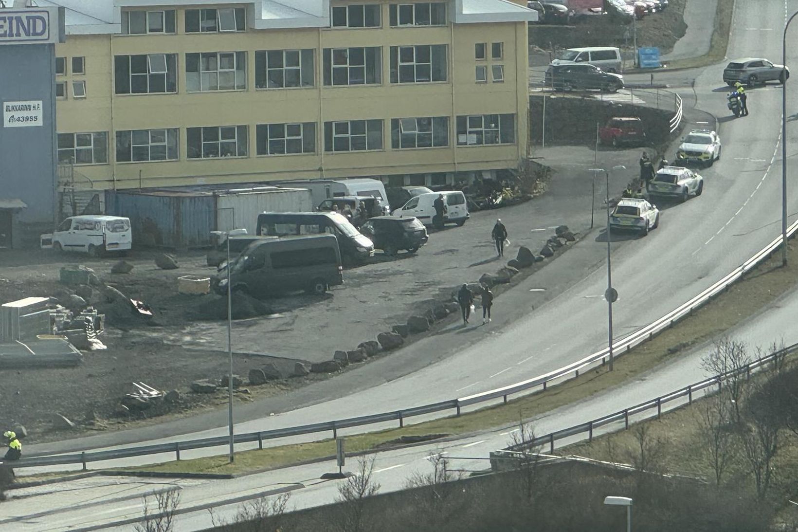 Fylgjast með samkvæmi Vítisengla
