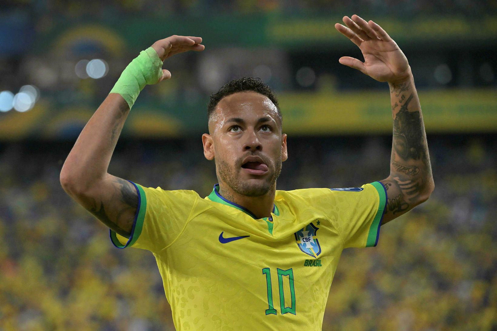 Neymar í átökum við 18 ára táningsstrák
