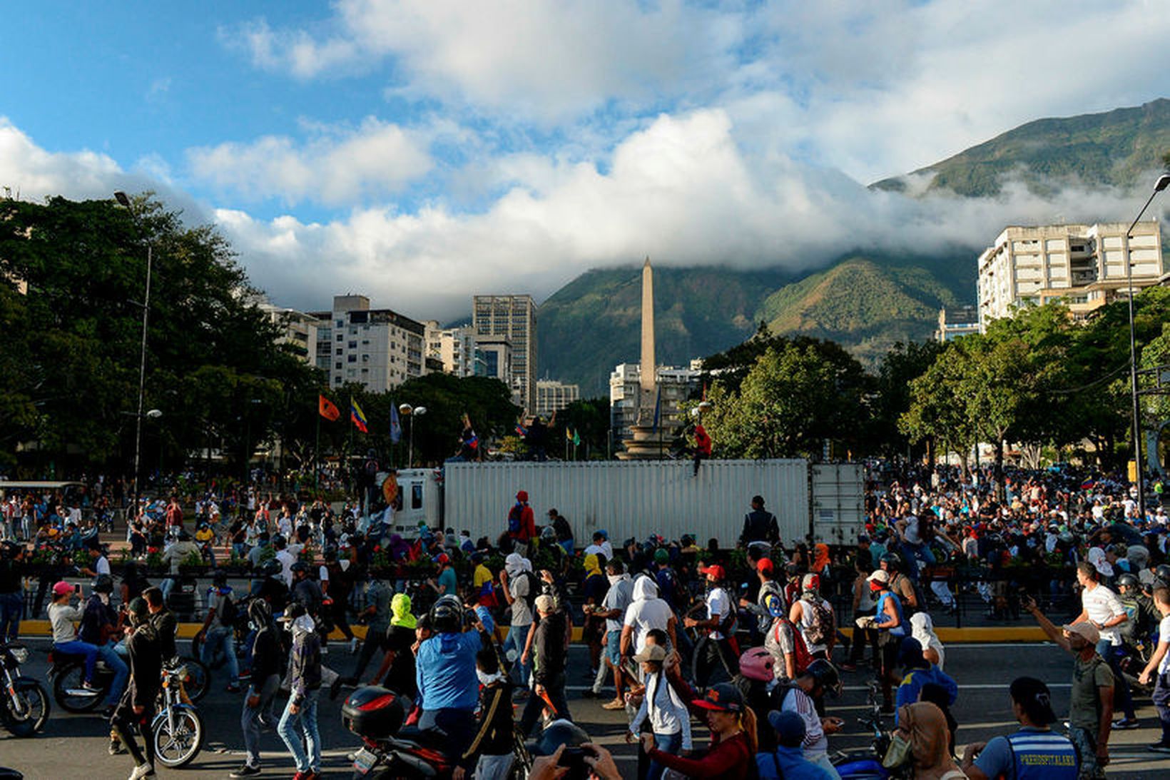 Mótmælt í Caracas, höfuðborg Venesúela, í síðustu viku.