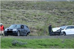 Allir voru fluttir til aðhlynningar með sjúkrabílum á Sjúkrahúsið á Akureyri en ekki liggja fyrir …