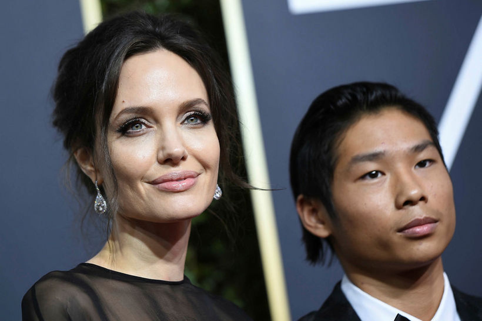 Angelina Jolie ásamt syni sínum Pax.