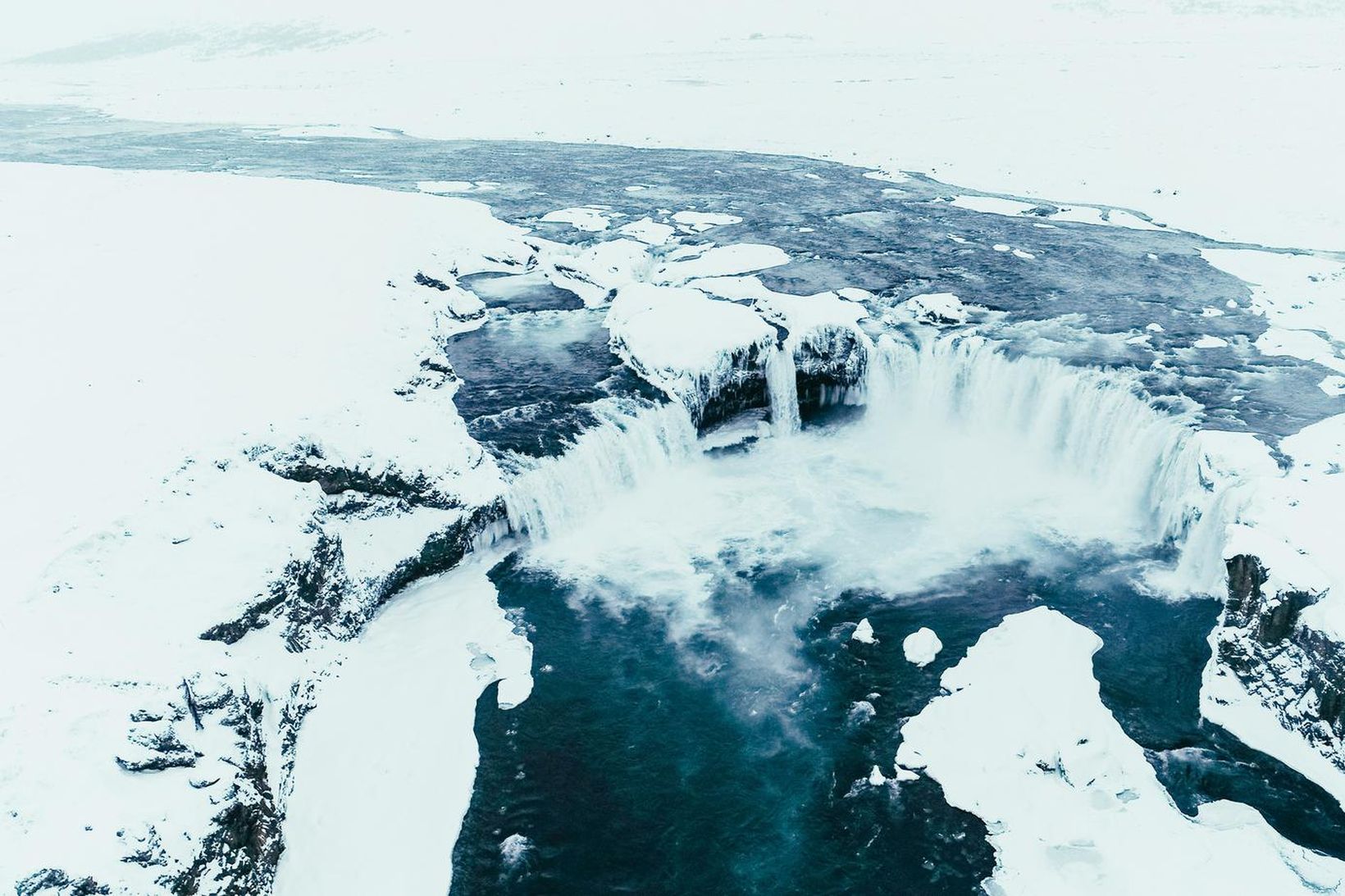 Mynd úr safni af Goðafoss.