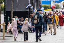 Verð á nauðsynjavörum hækkar umfram almennt verðlag.