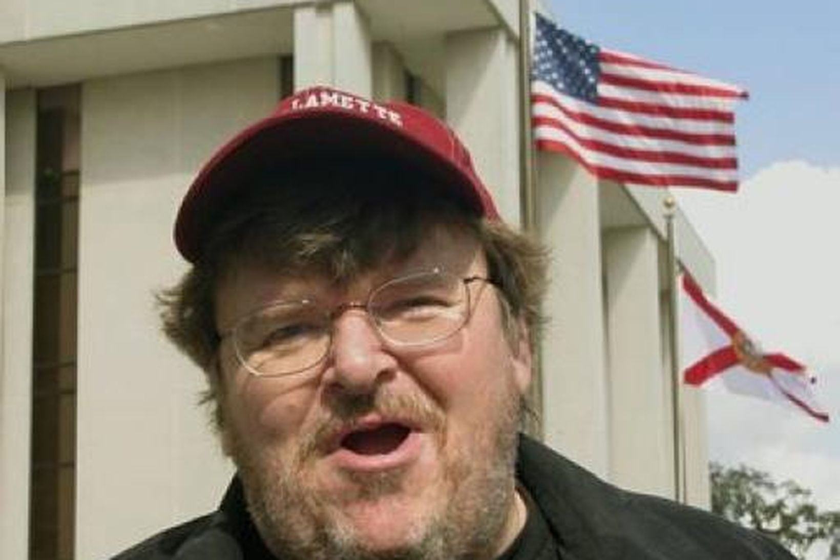 Kvikmyndagerðarmaðurinn Michael Moore fór í heimsókn að Kvíabryggju.