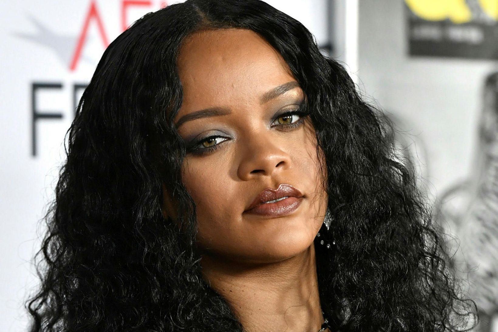 Rihanna er sögð vera hætt með kærastanum.