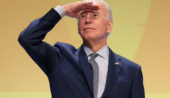 Biden leitaði látinnar þingkonu - „Hvar er Jackie?“