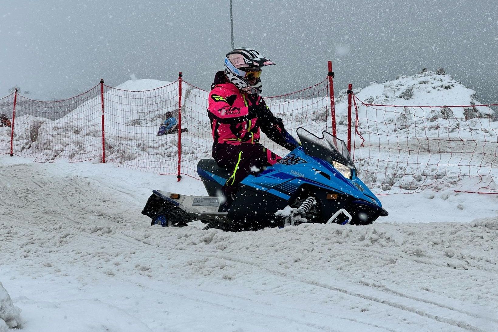 Fjórða umferð Íslandsmótsins í snocross fer fram á Dalvík í …