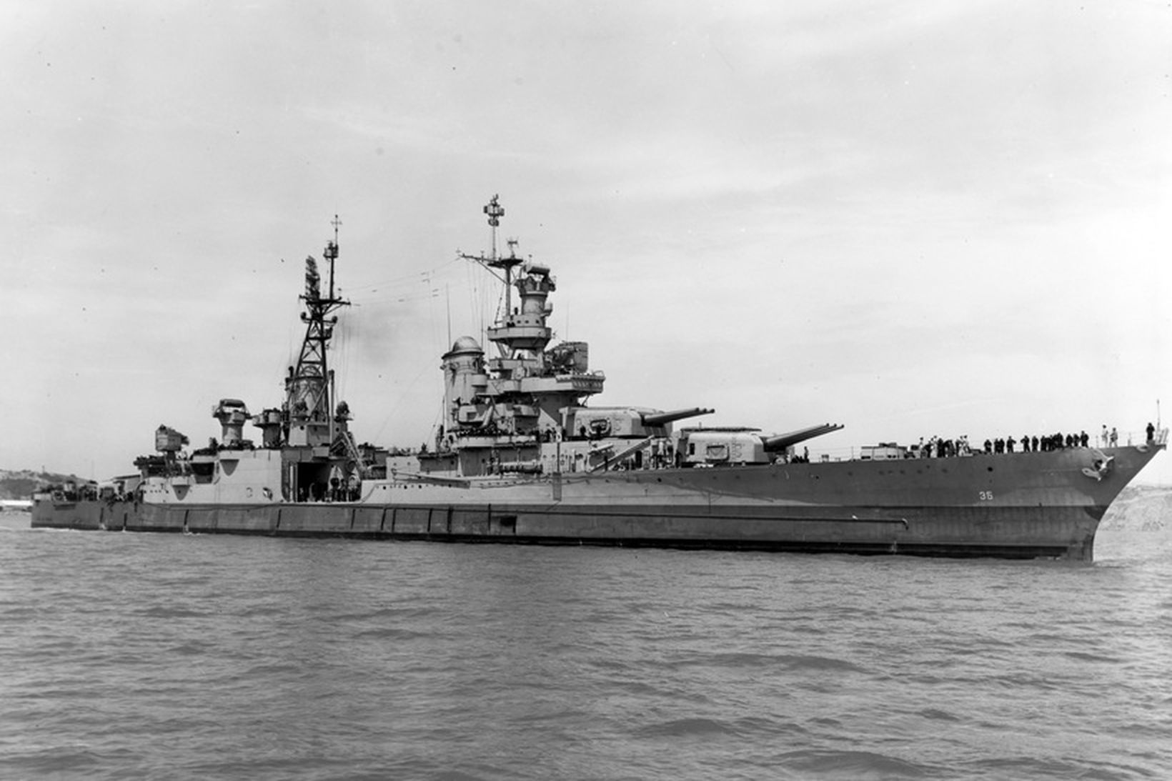 Bandaríska herskipið USS Indianapolis.