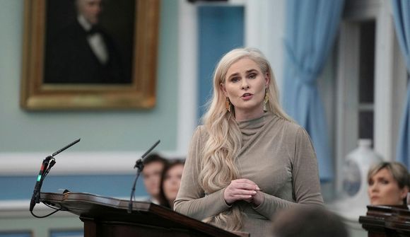 Ríkisstjórnin líti á Alþingi sem stimpilpúða