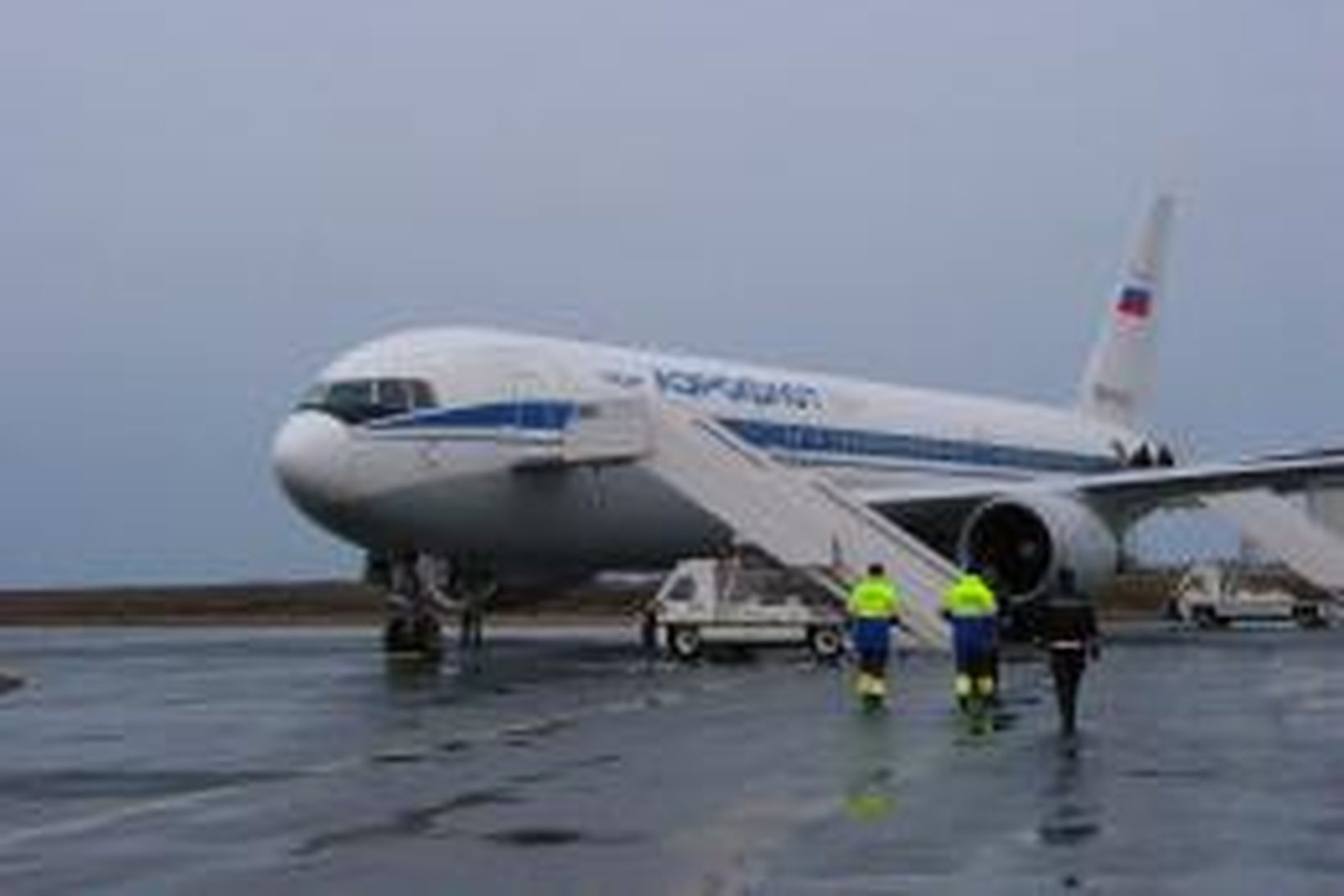 Flugvél rússneska flugfélagsins Aeroflot á Keflavíkurflugvelli.
