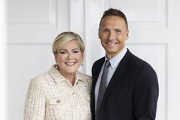 Halla Tómasdóttir forseti Íslands og Björn Skúlason, eiginmaður hennar. Hann verður með í för í …
