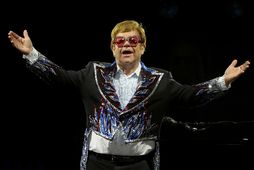 &#8203;Elton John glímir við ýmsa heilsukvilla.