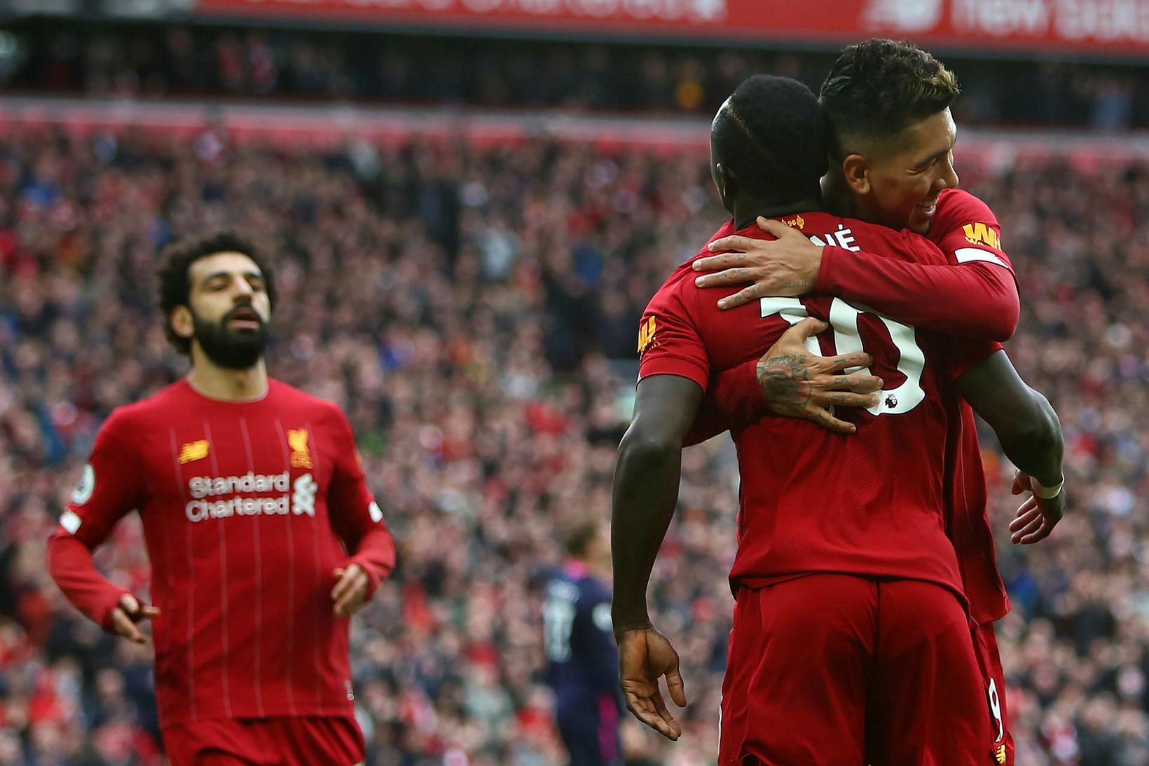 Mohamed Salah, Sadio Mané og Roberto Firmino í leik með …