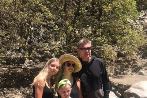 Mía, with her family in Morocco.