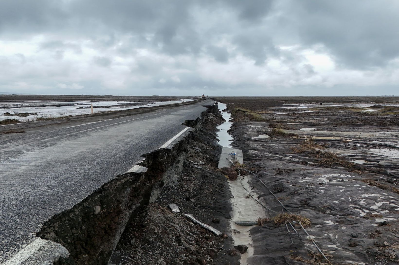 Ljósleiðari enn raskaður eftir jökulhlaup í Skálm