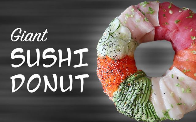 Sushi-kleinuhringurinn er engin smásmíði og vegur hvorki meira en minna en 7,2 kíló og í …