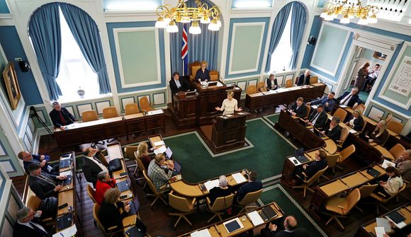 Launahækkun í vasa þingmanna og ráðherra